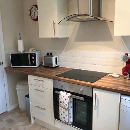 1 Silkin Serviced Accommodation นิวตัน เอย์คลิฟฟ์ ภายนอก รูปภาพ
